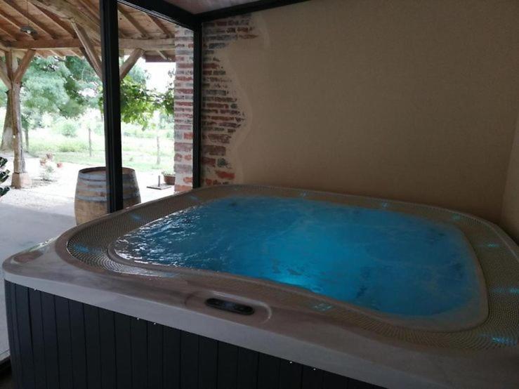 Domaine Des Granges Neuves Hotel Confrancon Luaran gambar