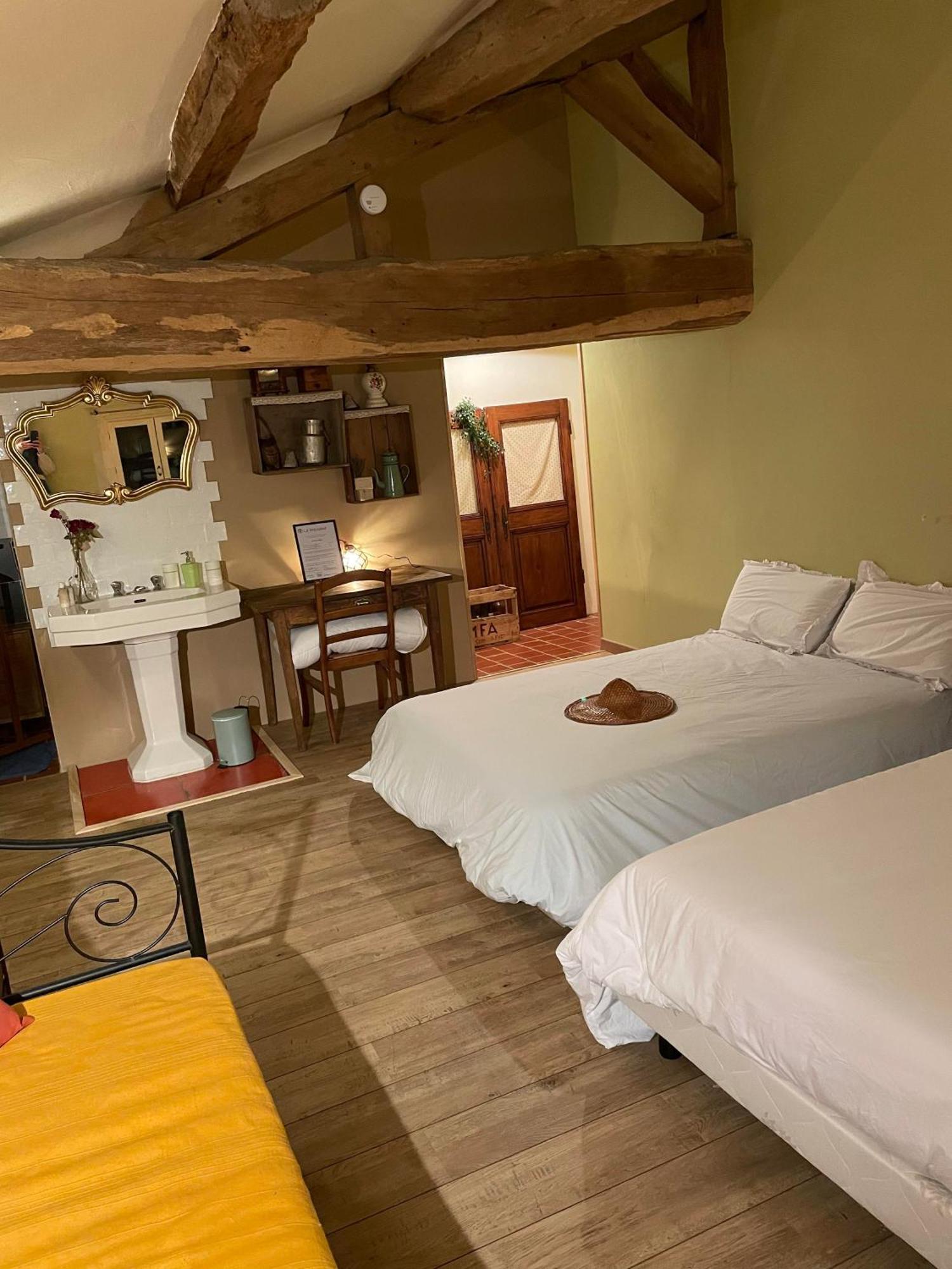 Domaine Des Granges Neuves Hotel Confrancon Luaran gambar